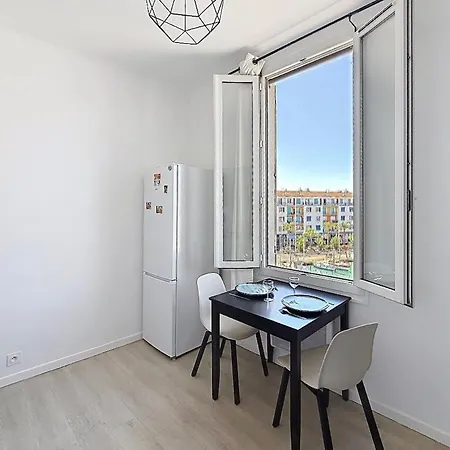 Renovated With Wi-fi And Harbor View شقة لا سين سور مير