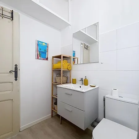 Renovated With Wi-fi And Harbor View *