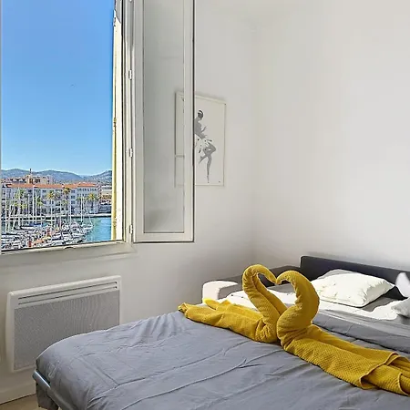 Renovated With Wi-fi And Harbor View Appartement La Seyne-sur-Mer